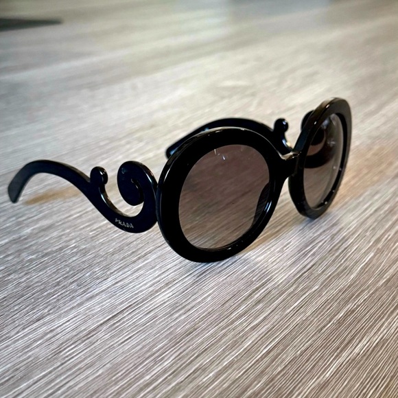 Authentic Prada sunglasses - Picture 1 of 4